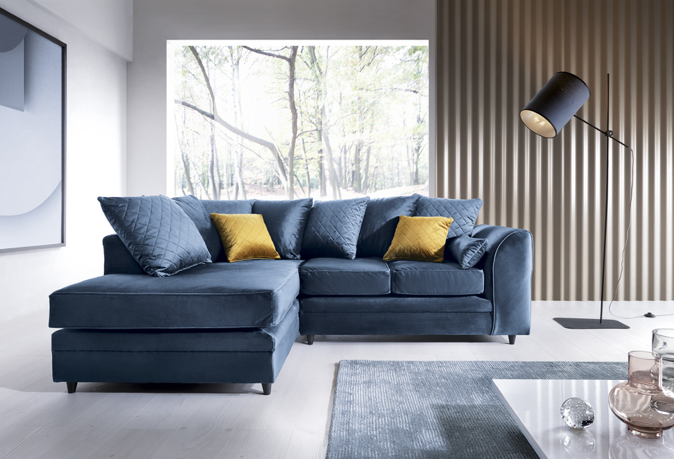 HOW TO CLEAN A CRUSHED VELVET SOFA?